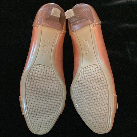 Never worn brown leather heels with buckle design. - Picture 5 of 5